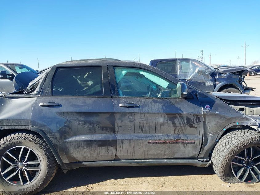 2018 Jeep Grand Cherokee Trailhawk 4X4 VIN: 1C4RJFLG8JC467957 Lot: 43943411