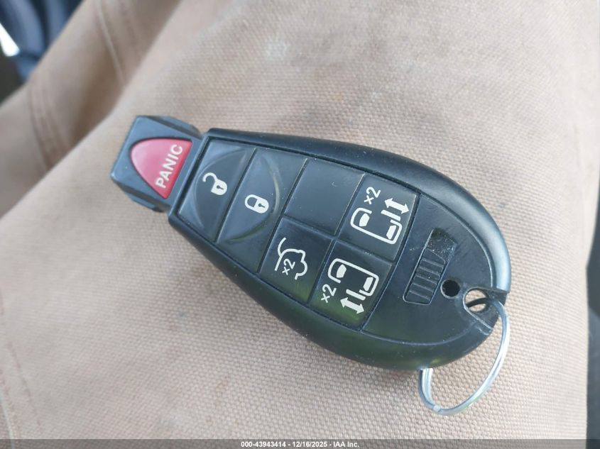 2013 Dodge Grand Caravan Sxt VIN: 2C4RDGCG9DR718395 Lot: 43943414