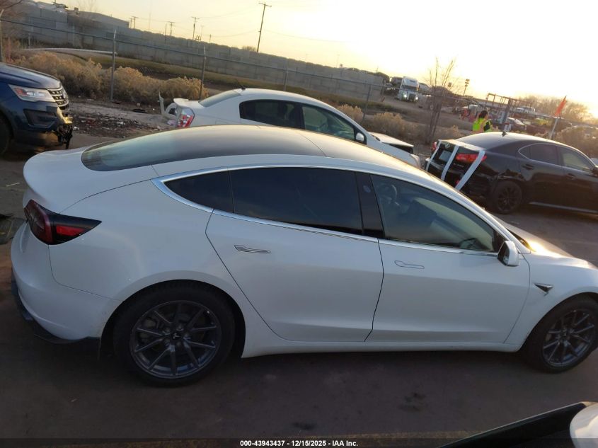 2019 Tesla Model 3 Long Range/Performance VIN: 5YJ3E1EB8KF510874 Lot: 43943437