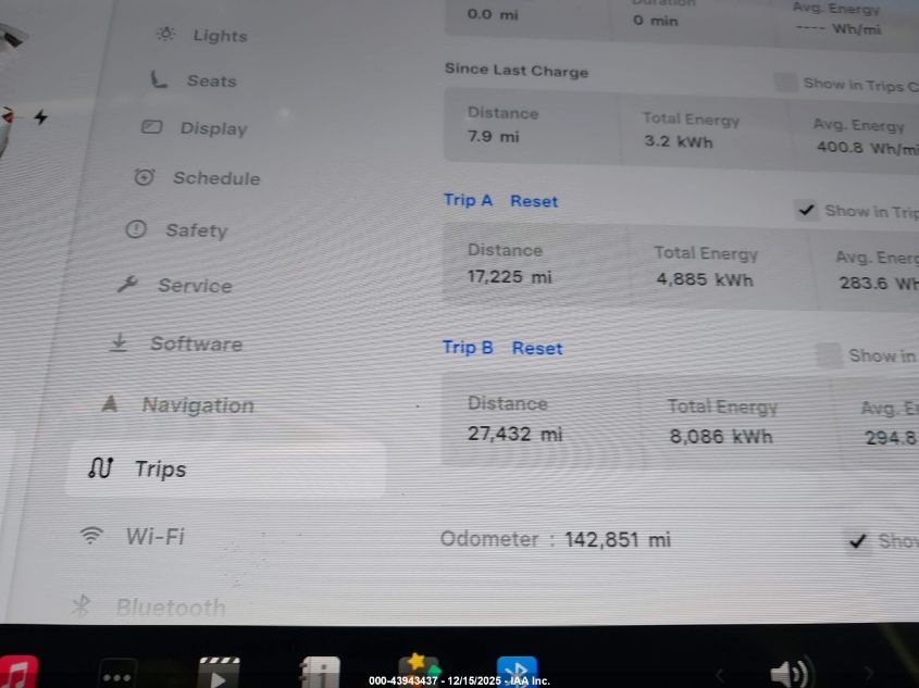 2019 Tesla Model 3 Long Range/Performance VIN: 5YJ3E1EB8KF510874 Lot: 43943437