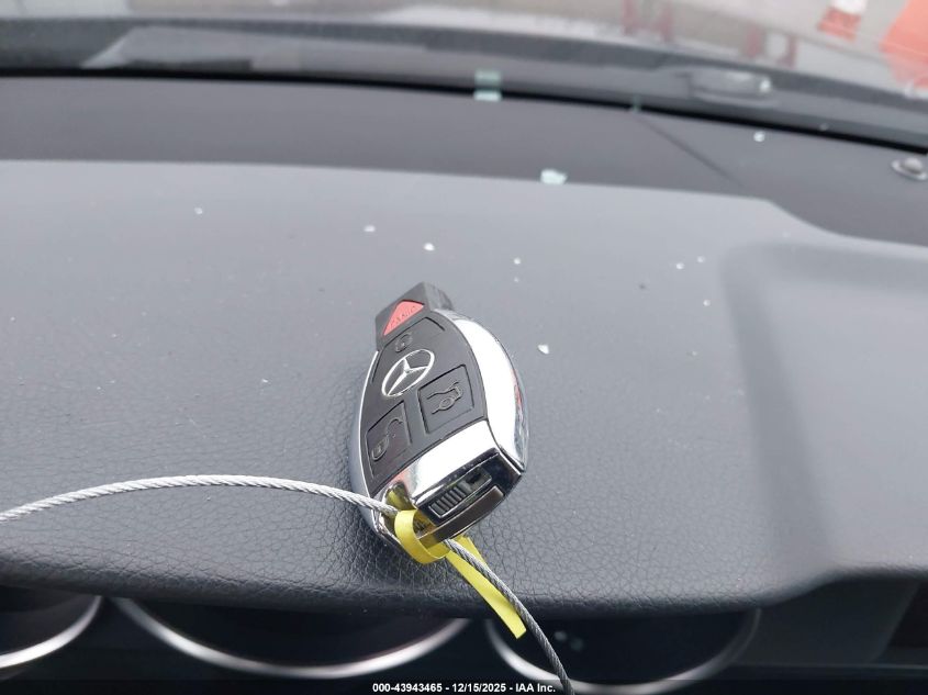 2014 Mercedes-Benz C-Class C 250 Sport VIN: WDDGF4HB3ER310548 Lot: 43943465