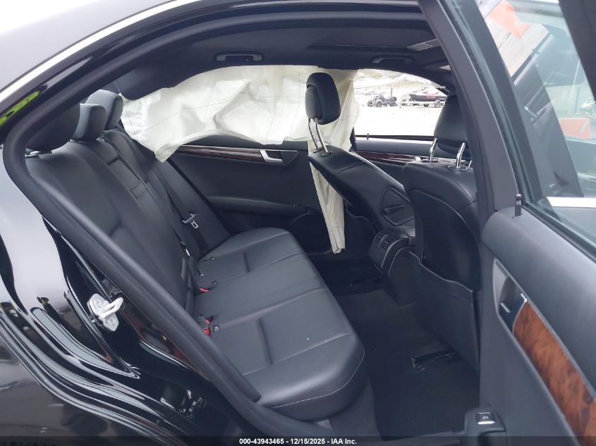 2014 Mercedes-Benz C-Class C 250 Sport VIN: WDDGF4HB3ER310548 Lot: 43943465