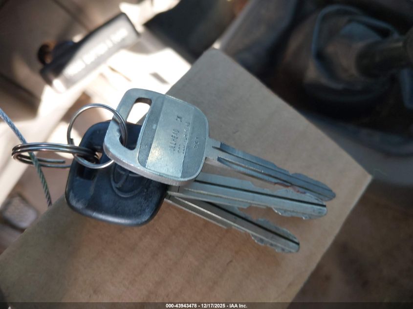 2005 Toyota Tacoma VIN: 5TENX22N15Z050550 Lot: 43943478