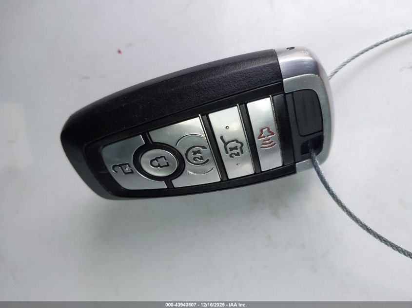 2021 Ford Explorer Xlt VIN: 1FMSK7DH8MGA04950 Lot: 43943507