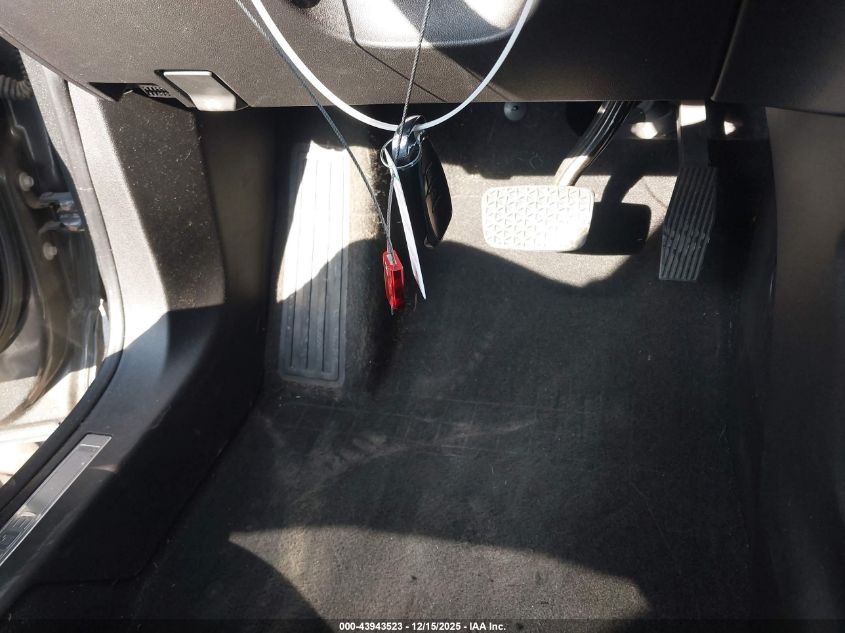 2018 Chevrolet Equinox Premier VIN: 2GNAXMEVXJ6310328 Lot: 43943523