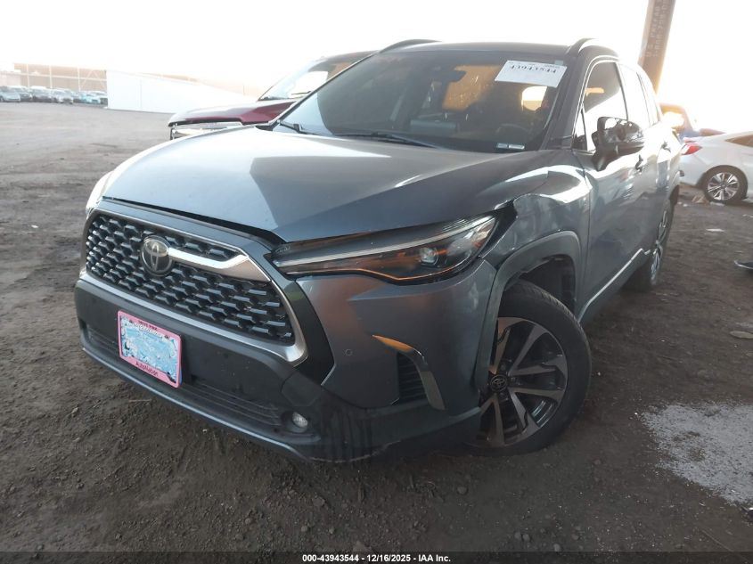 2022 Toyota Corolla Cross Xle VIN: 7MUDAAAG6NV010588 Lot: 43943544