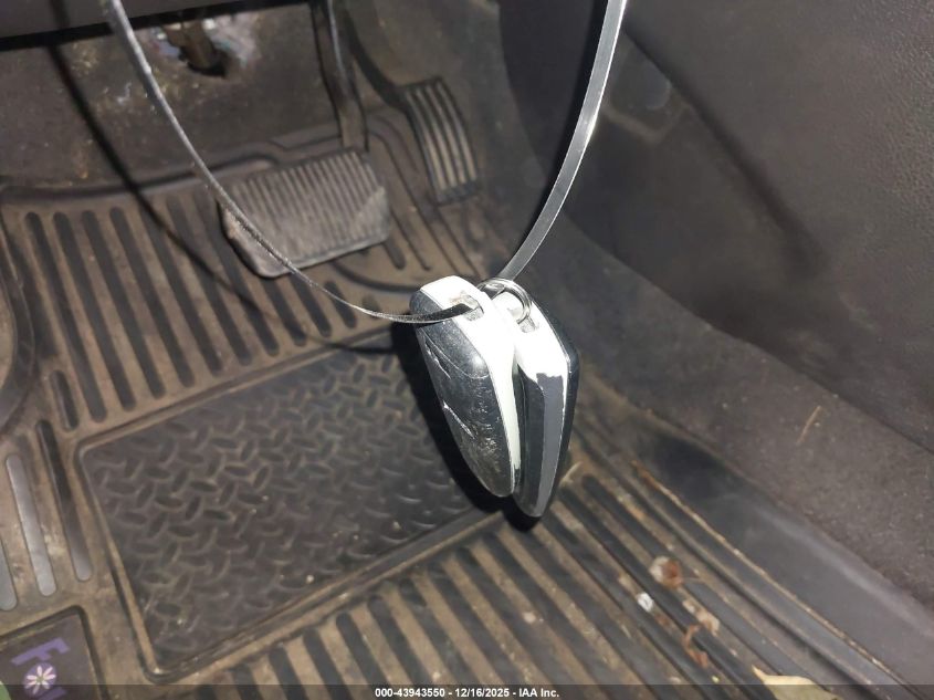 2014 Ford Focus Titanium VIN: 1FADP3J21EL241401 Lot: 43943550