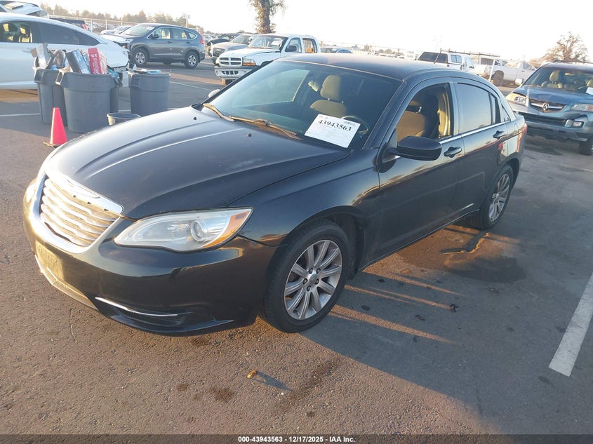 1C3CCBBGXEN107081 2014 CHRYSLER 200 photo no. 2
