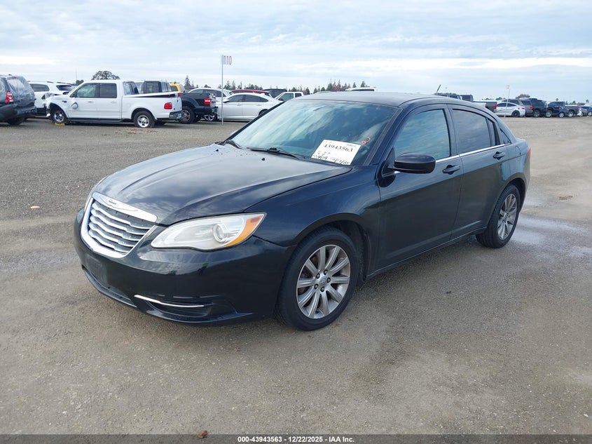 Vin: 1c3ccbbgxen107081, lot: 44439194, chrysler 200 touring 20142