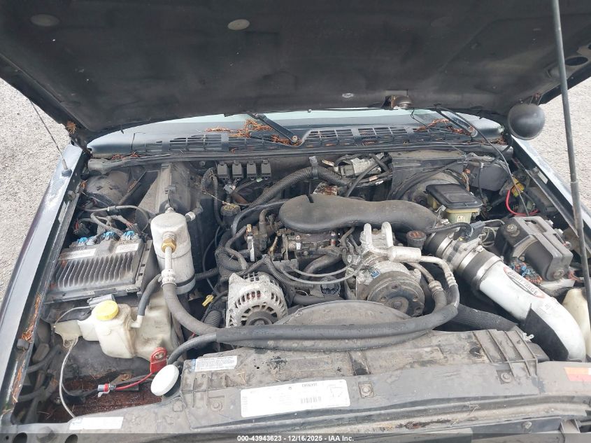 1997 Chevrolet S-10 Ls Fleetside VIN: 1GCCS14W1V8120670 Lot: 43943623