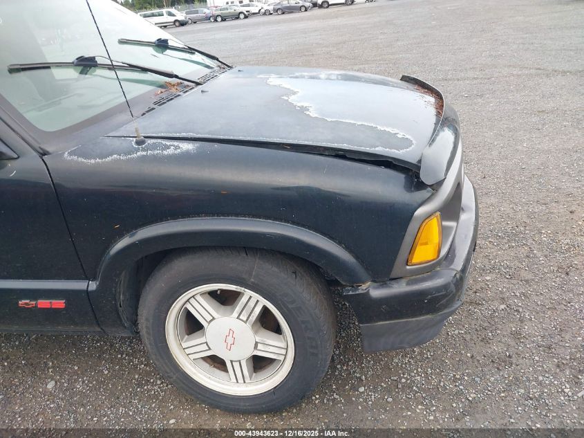 1997 Chevrolet S-10 Ls Fleetside VIN: 1GCCS14W1V8120670 Lot: 43943623