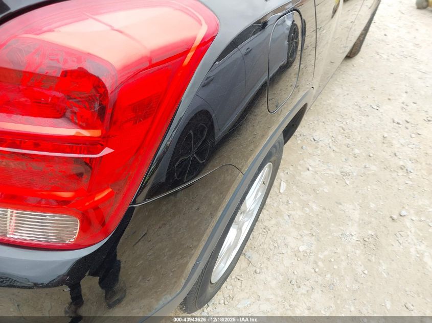 2019 Chevrolet Trax Ls VIN: 3GNCJKSB4KL390666 Lot: 43943626