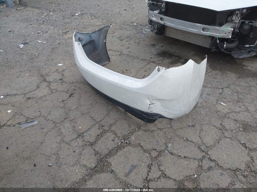 2017 Toyota Corolla Se VIN: 5YFBURHE5HP587315 Lot: 43943665