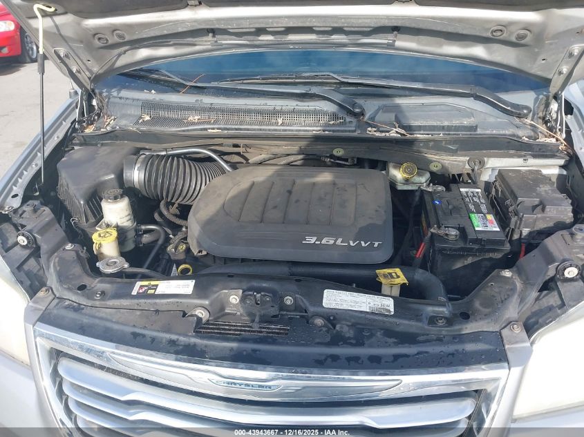 2013 Chrysler Town & Country Touring VIN: 2C4RC1BG1DR690819 Lot: 43943667