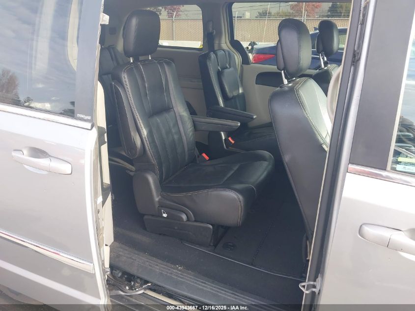 2013 Chrysler Town & Country Touring VIN: 2C4RC1BG1DR690819 Lot: 43943667