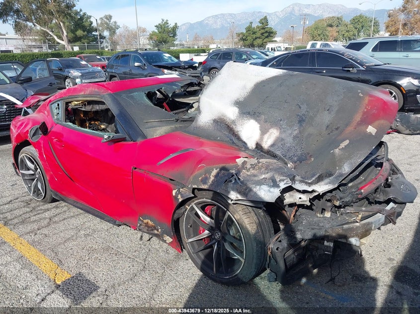 TOYOTA GR SUPRA 2021. Lot# 43943679. VIN WZ1DB0C0XMW042641. Photo 1