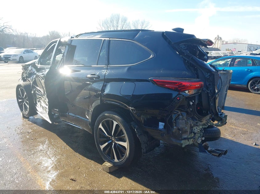 2021 Toyota Highlander Xse