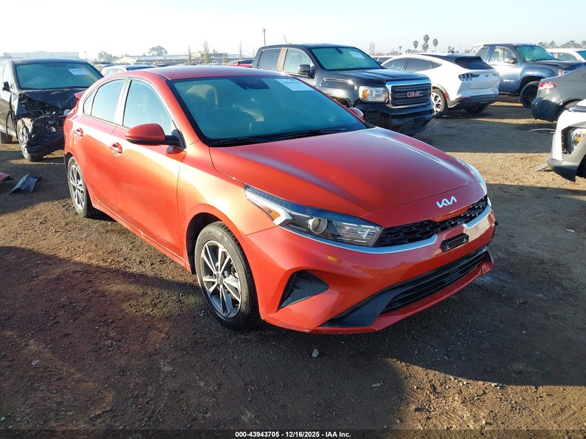 2023 Kia Forte Lxs