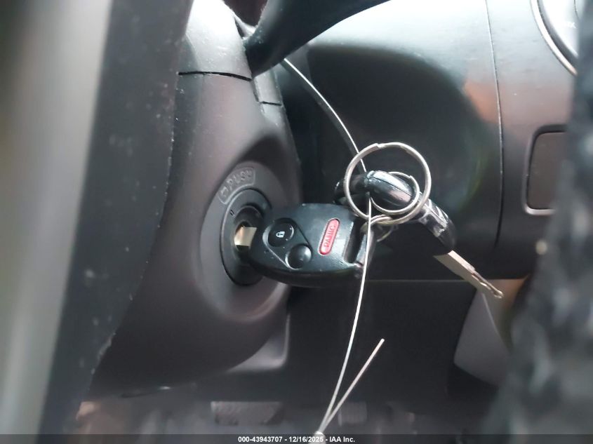 2007 Honda Fit Sport VIN: JHMGD386X7S000789 Lot: 43943707