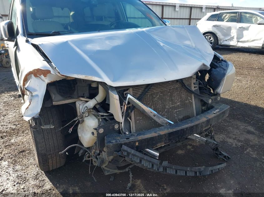 2011 Chrysler Town & Country Touring-L VIN: 2A4RR8DG4BR747543 Lot: 43943708