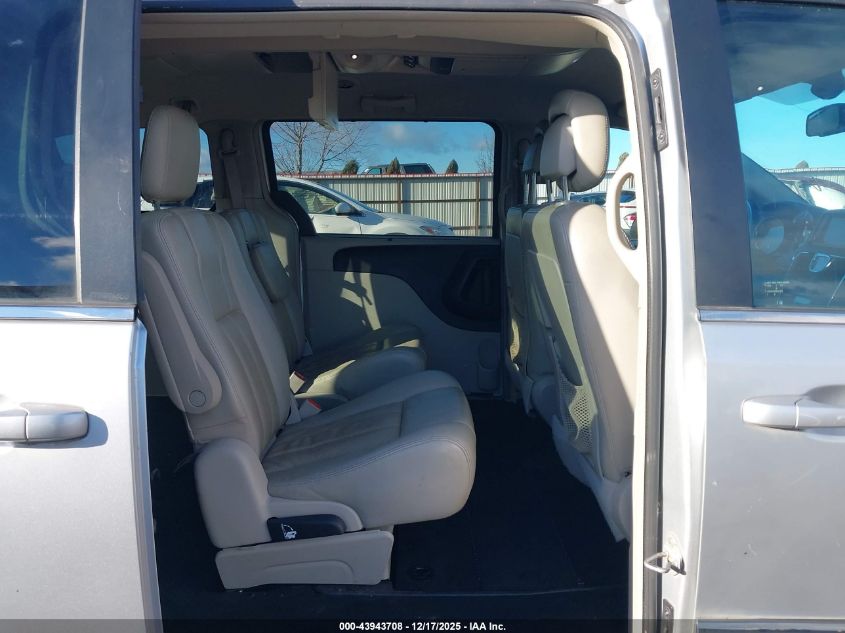 2011 Chrysler Town & Country Touring-L VIN: 2A4RR8DG4BR747543 Lot: 43943708