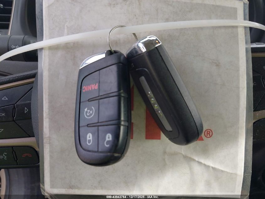 2016 Jeep Renegade Latitude VIN: ZACCJABT4GPC48439 Lot: 43943764