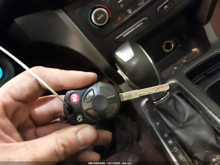 2018 Ford Escape Sel VIN: 1FMCU0HD4JUC68774 Lot: 43943786