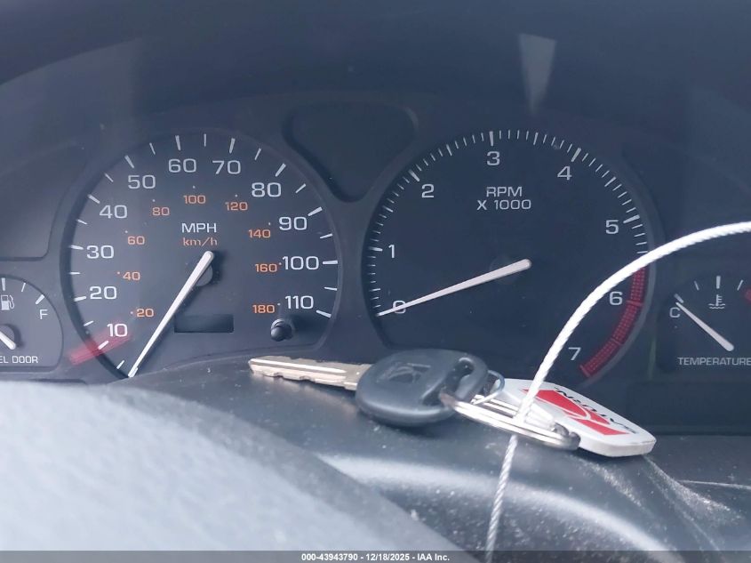 2000 Saturn Sl1 VIN: 1G8ZH5284YZ219352 Lot: 43943790