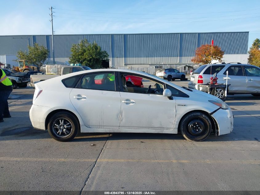 2011 Toyota Prius Three VIN: JTDKN3DUXB5327598 Lot: 43943795