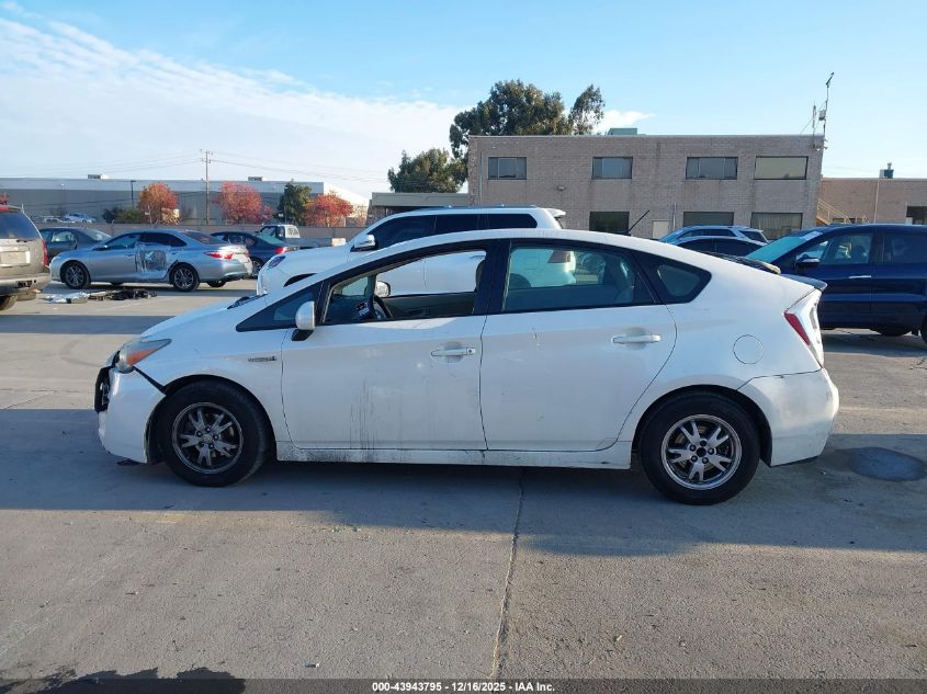 2011 Toyota Prius Three VIN: JTDKN3DUXB5327598 Lot: 43943795