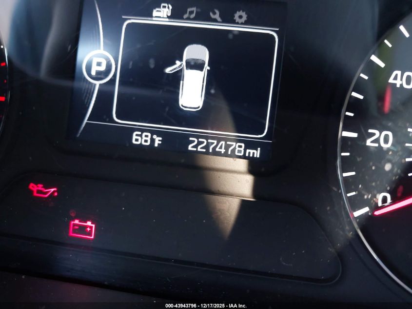 2017 Kia Sorento 3.3L Lx VIN: 5XYPGDA53HG333424 Lot: 43943796