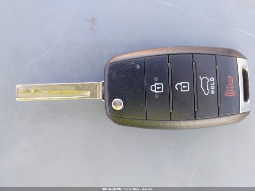 2017 Kia Sorento 3.3L Lx VIN: 5XYPGDA53HG333424 Lot: 43943796