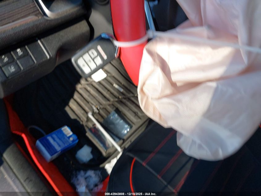 2019 Honda Civic Touring VIN: 19XFC1F99KE206599 Lot: 43943808