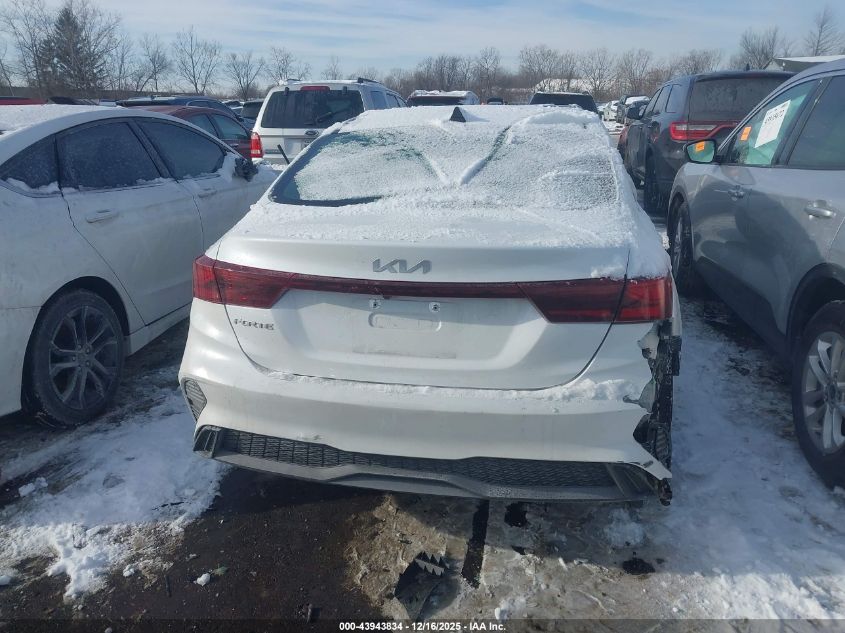 2024 Kia Forte Lxs VIN: 3KPF24AD8RE822983 Lot: 43943834