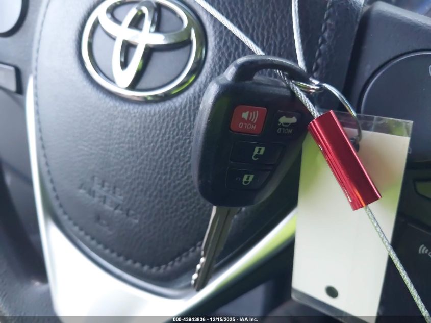 2017 Toyota Corolla Le VIN: 2T1BURHE0HC902697 Lot: 43943836