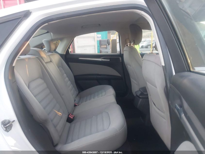 2013 Ford Fusion S VIN: 3FA6P0G76DR267681 Lot: 43943897