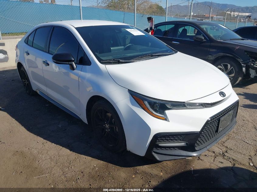 TOYOTA COROLLA SE NIGHTSHADE EDITION