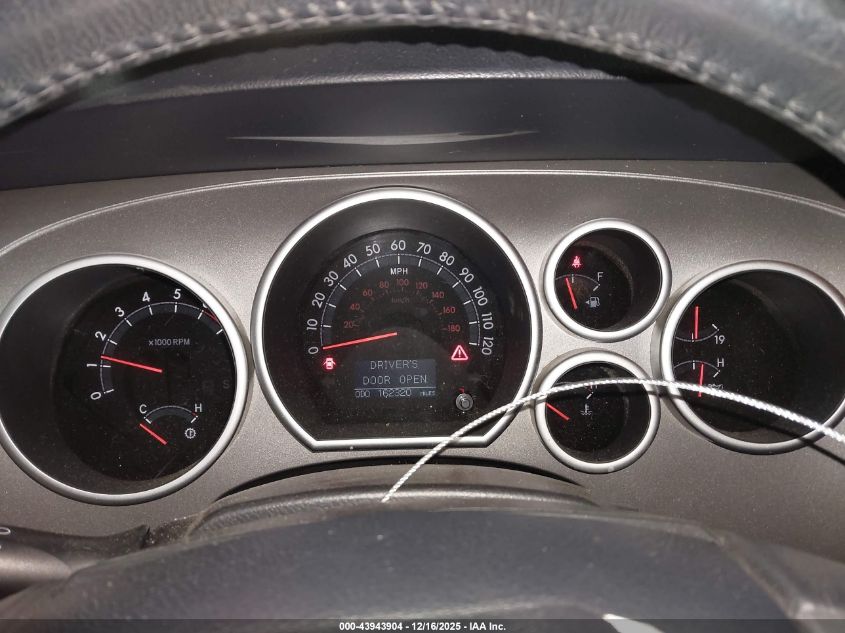 2016 Toyota Sequoia Limited 5.7L V8 VIN: 5TDKY5G13GS064604 Lot: 43943904