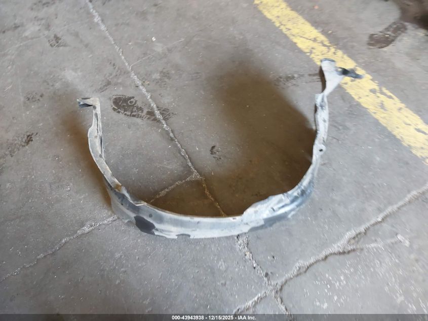 2005 Ford Escape Xlt VIN: 1FMYU93145KE31853 Lot: 43943938