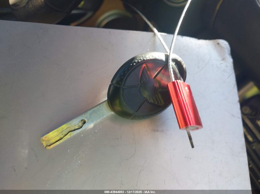 2006 Mini Cooper S VIN: WMWRE33546TL16703 Lot: 43944003