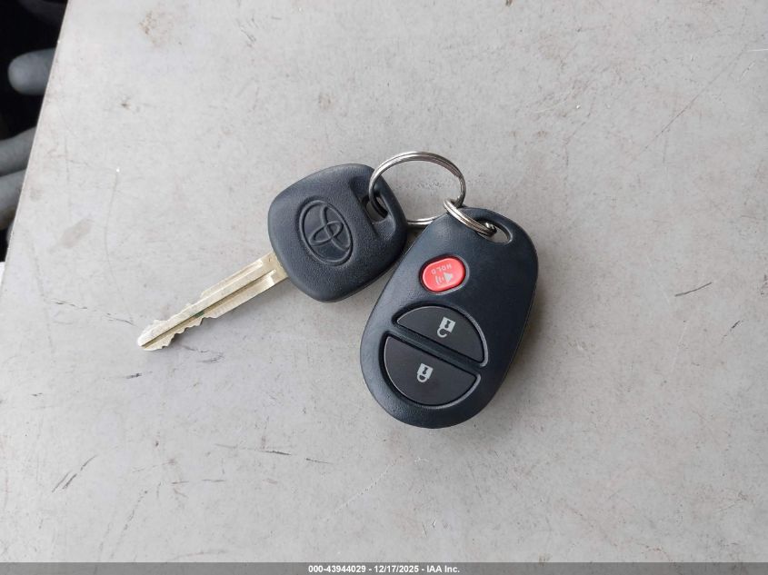 2010 Toyota Tacoma Prerunner V6 VIN: 3TMJU4GN2AM096987 Lot: 43944029