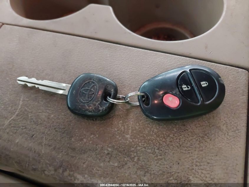 2011 Toyota Tundra Grade 4.6L V8 VIN: 5TFUM5F13BX017856 Lot: 43944054