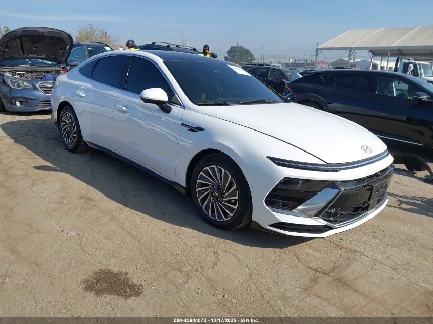 2025 Hyundai Sonata Hybrid Limited VIN: KMHL54JJ9SA119736 Lot: 43944073
