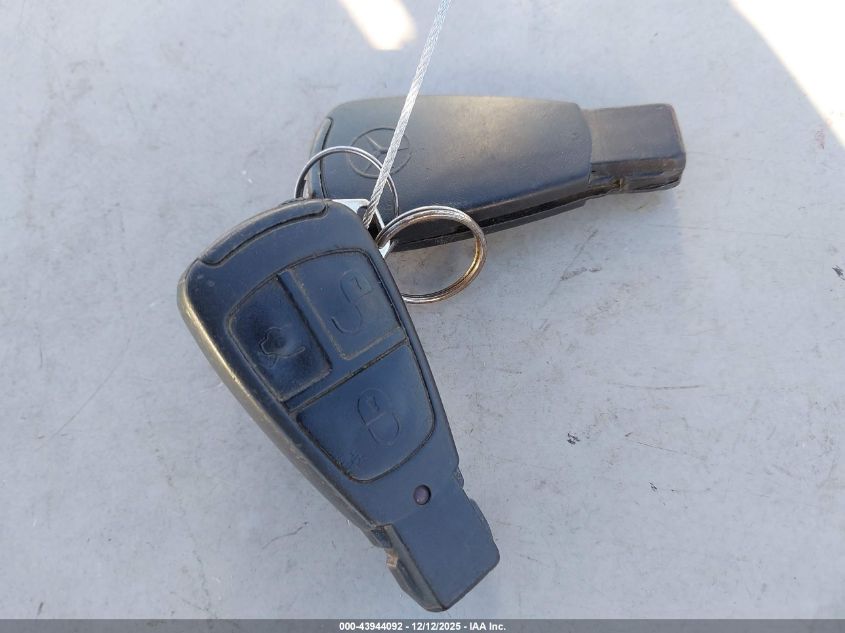 1999 Mercedes-Benz E 320 VIN: WDBJF65H6XA932193 Lot: 43944092