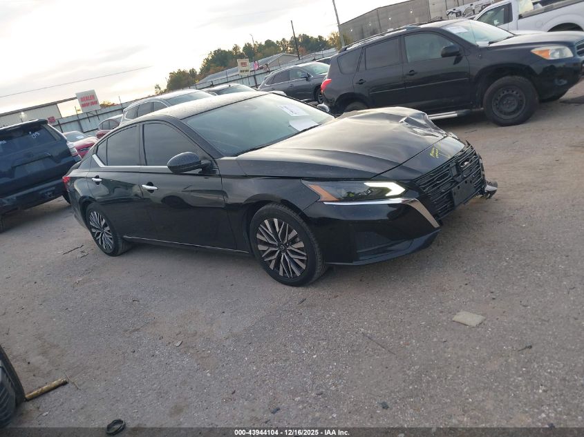 NISSAN ALTIMA SV FWD