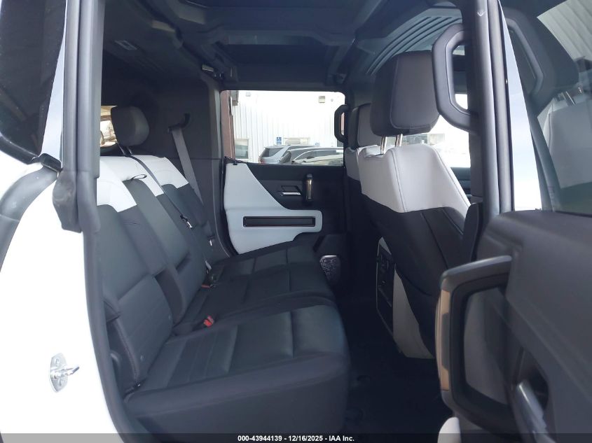 2024 GMC Hummer Ev Suv 2X VIN: 1GKB0NDE9RU108493 Lot: 43944139