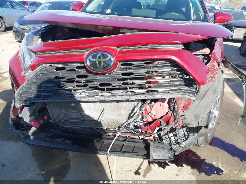 2024 Toyota Rav4 Xle Premium VIN: JTMA1RFV0RD105331 Lot: 43944167