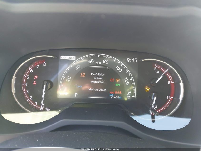 2024 Toyota Rav4 Xle Premium VIN: JTMA1RFV0RD105331 Lot: 43944167