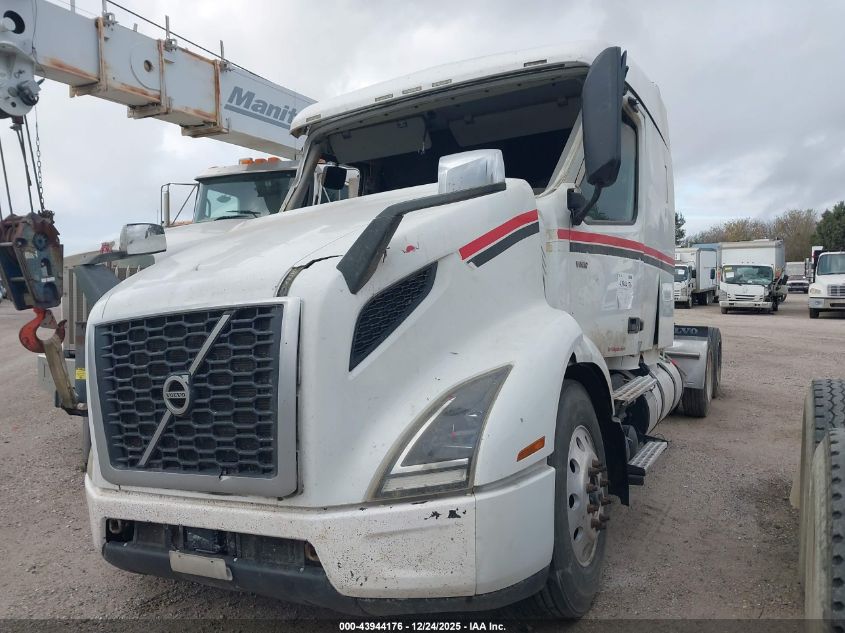 2019 Volvo VNR