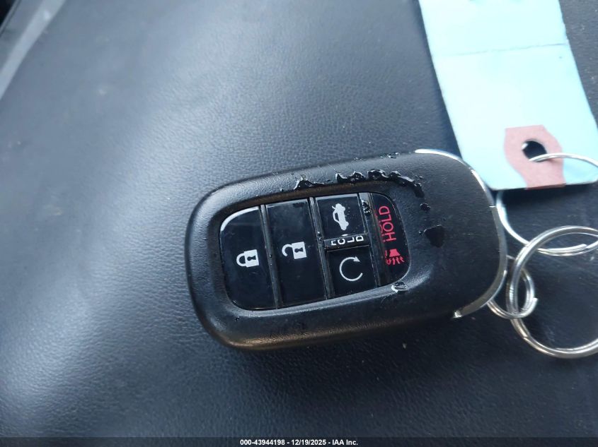 2025 Honda Accord Se VIN: 1HGCY1F43SA013992 Lot: 43944198